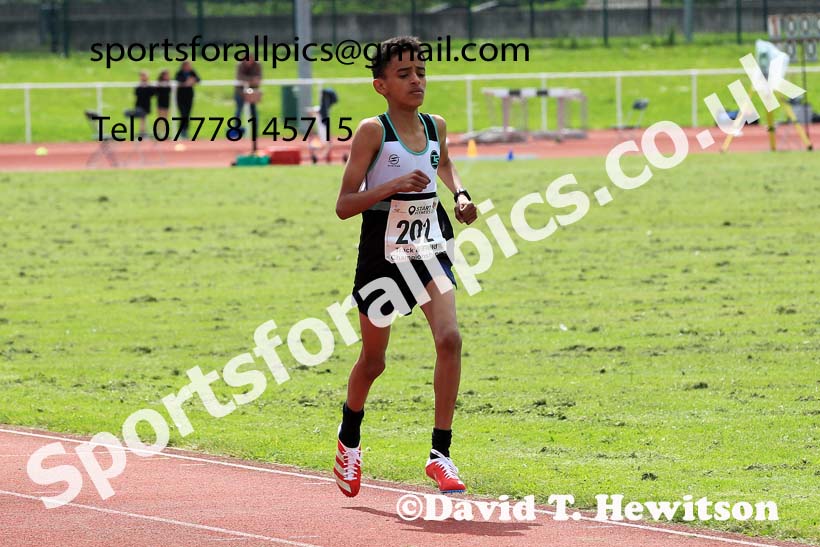 Boys Under-15s 1500 metres, 2023 North Eastern Track and Field Champs., Middlesbrough Sports Village, Middlesbrough. Photo: David T. Hewitson/Sports for All Pics